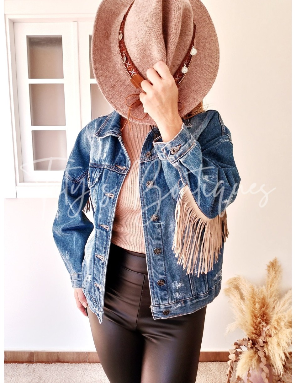 Chaqueta vaquera flecos | Täty's Boutiques - Grupo Puerto Gragera