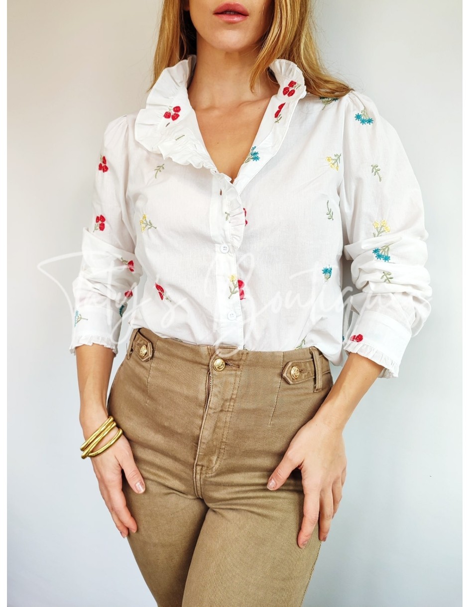 Camisa cerezas bordadas