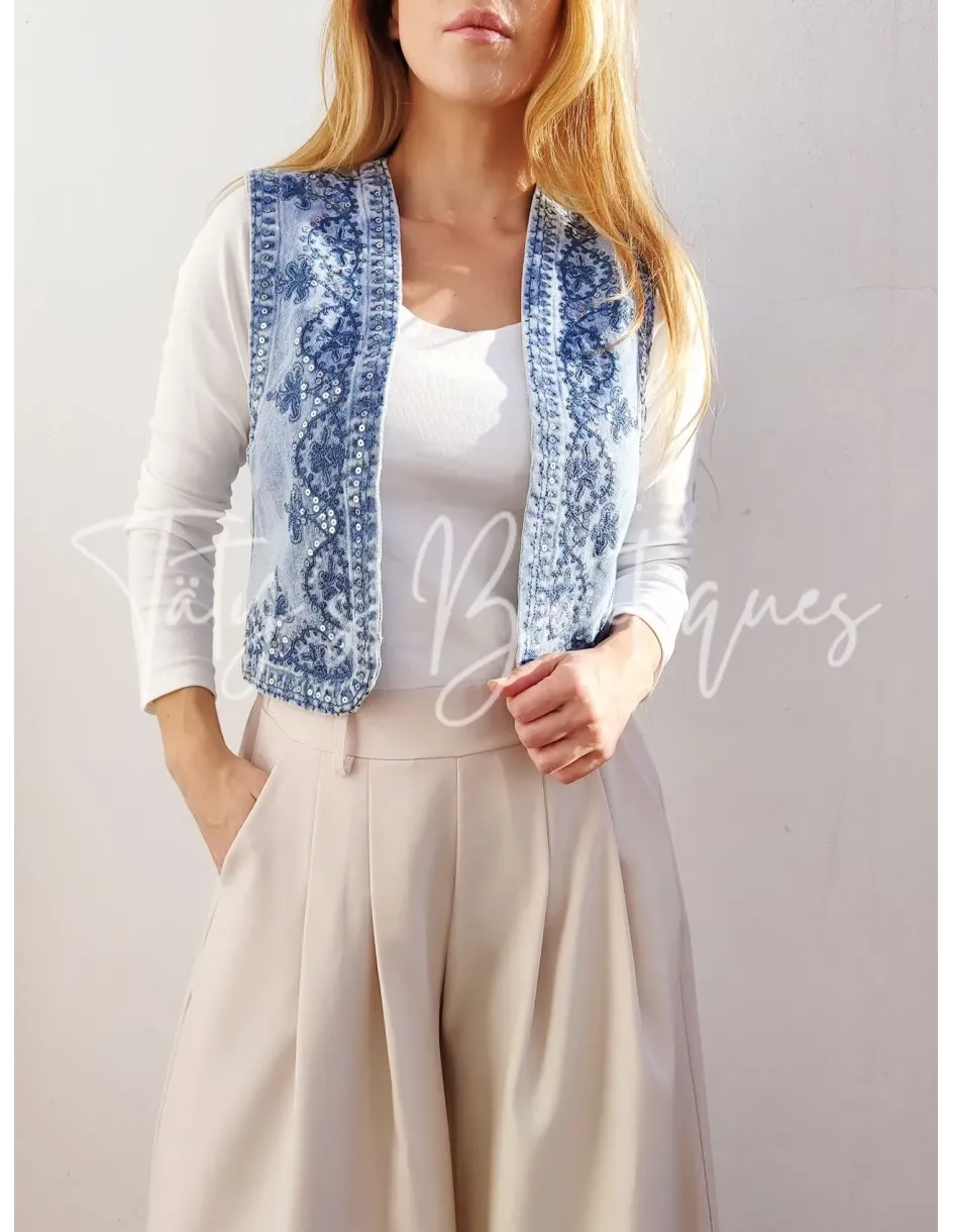 Chaleco vaquero bordado | Täty's Boutiques - Grupo Puerto Gragera