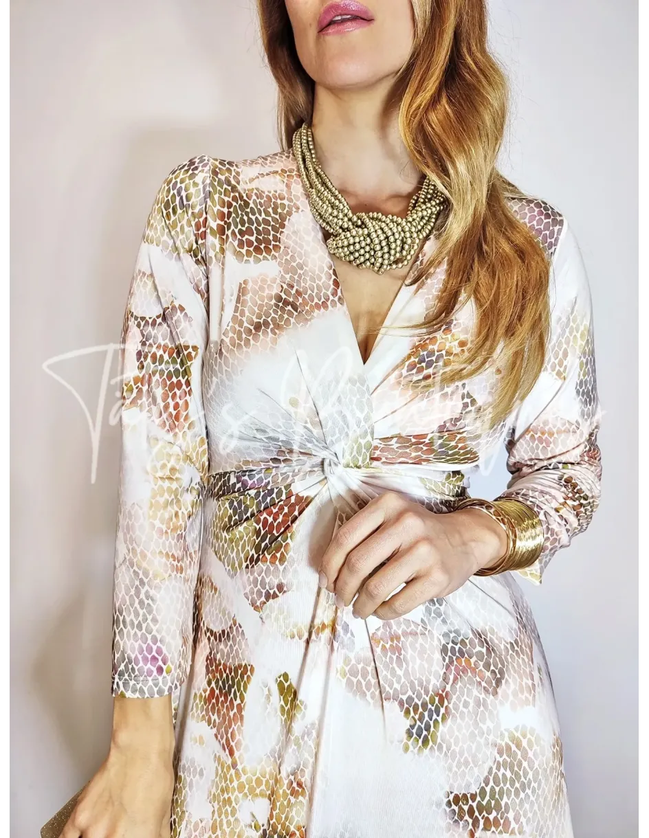 Vestido ajustado con estampado serpiente y detalles drapeados | Täty's Boutiques - Grupo Puerto Gragera